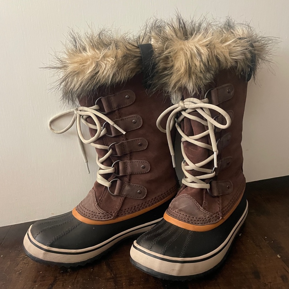 Sorel Joan of Arctic Brown Waterproof Insulated Winter Boots - Size 6